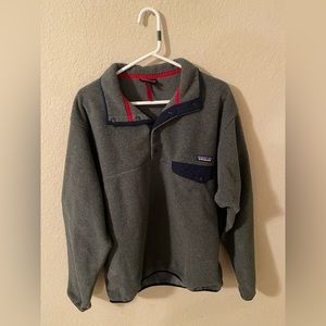 Patagonia Men’s lightweight Synchilla Snap-T Fleece Pullover Large